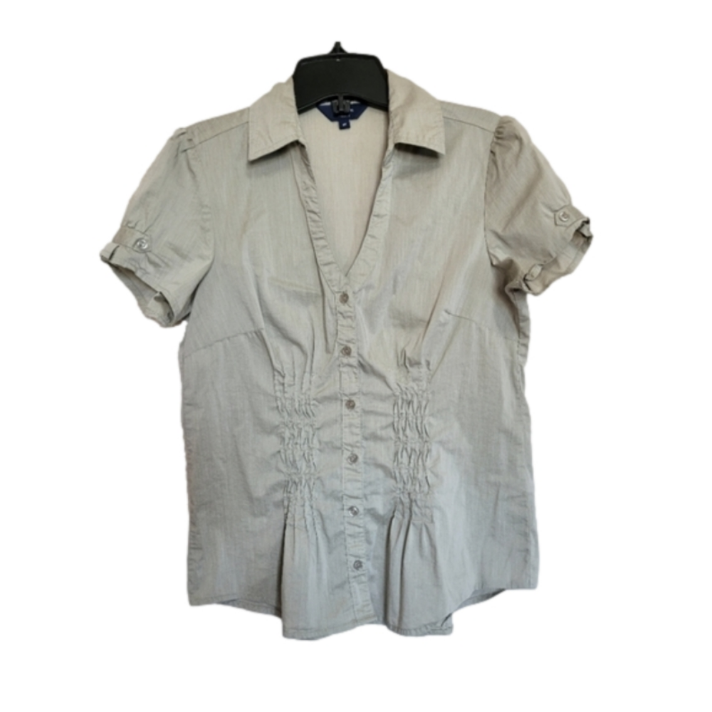 Reitmans Petites Button Down Light Green V-neck Ruffled Short Sleeves Top